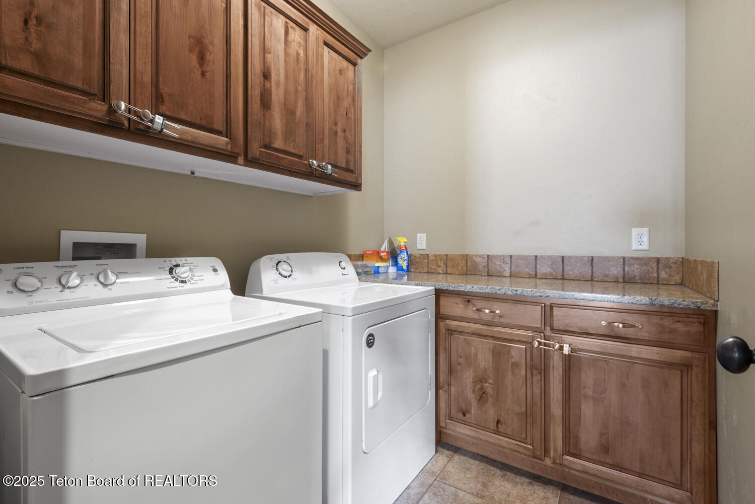 715 Moraine Court, Unit 25 Driggs, ID 83422 - Photo 14 of 18 15 Laundry Room