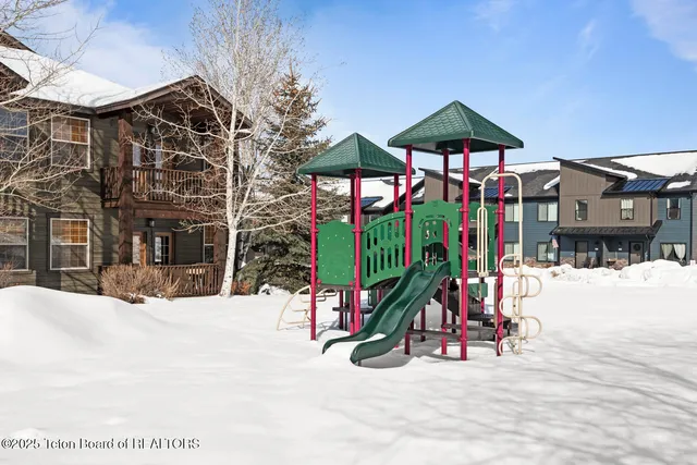 $559,000 | 715 Moraine Court, Unit 25, Driggs, ID 83422