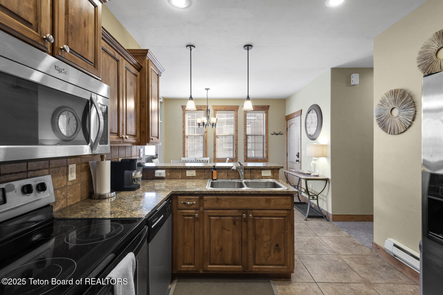 715 Moraine Court, Unit 25 Driggs, ID 83422 - Photo 7 of 18 7 Kitchen