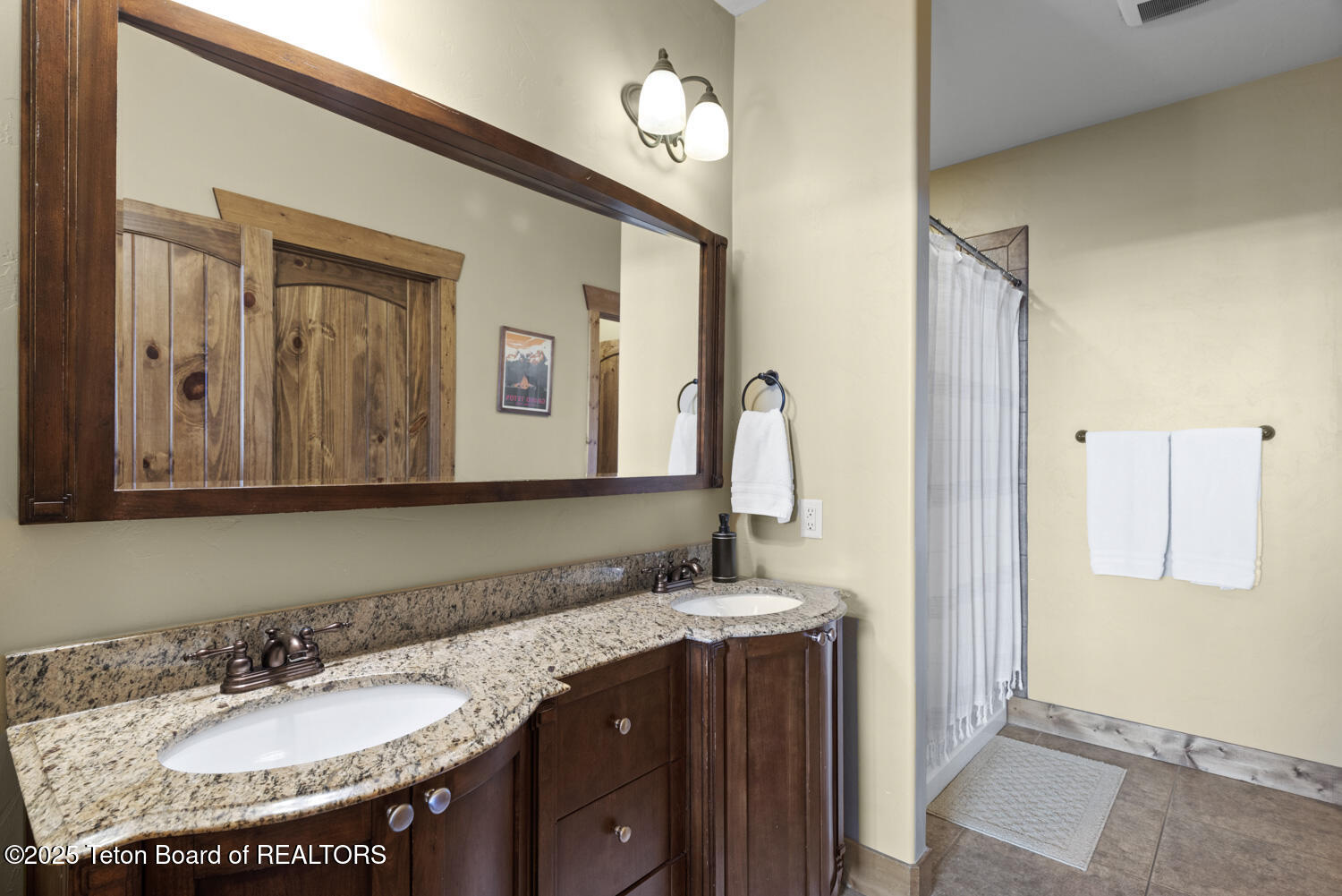 715 Moraine Court, Unit 25 Driggs, ID 83422 - Photo 10 of 18 10 Bathroom