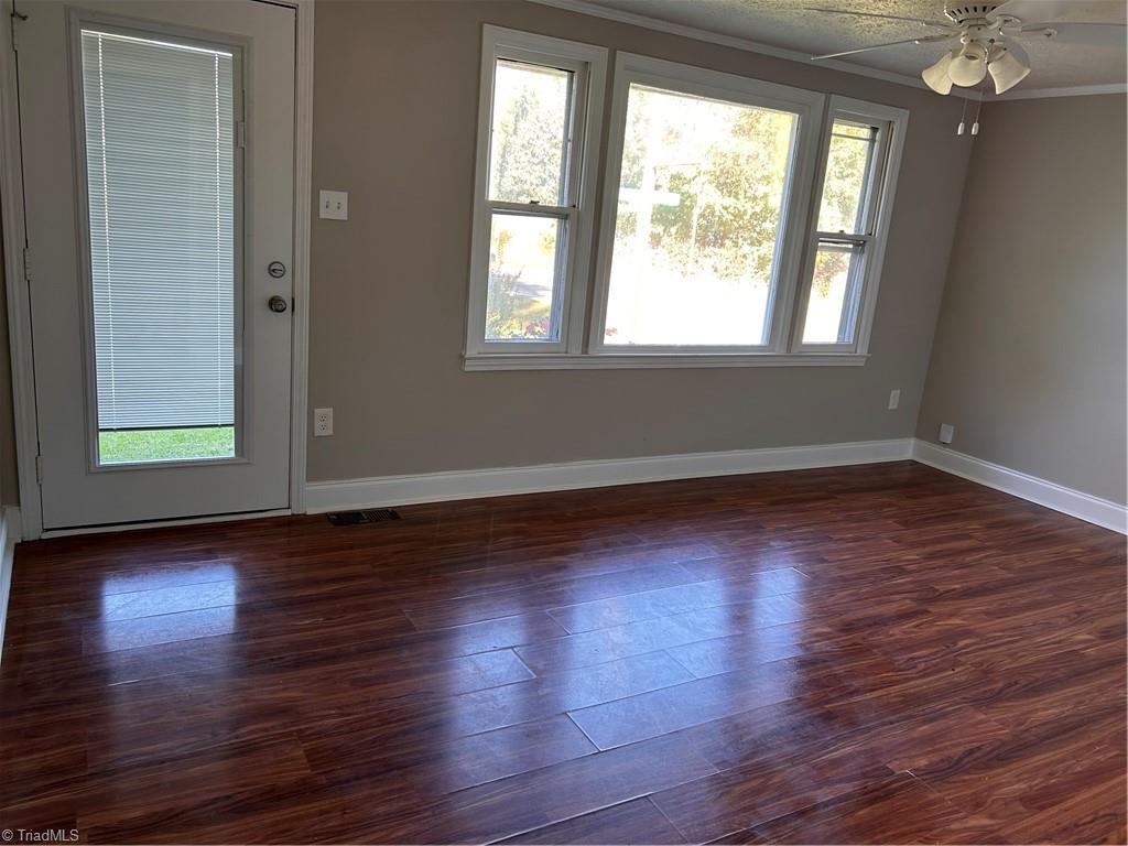 3135 Creek Ridge Road Greensboro, NC 27406 - Photo 5 of 12 Gallery Image 5