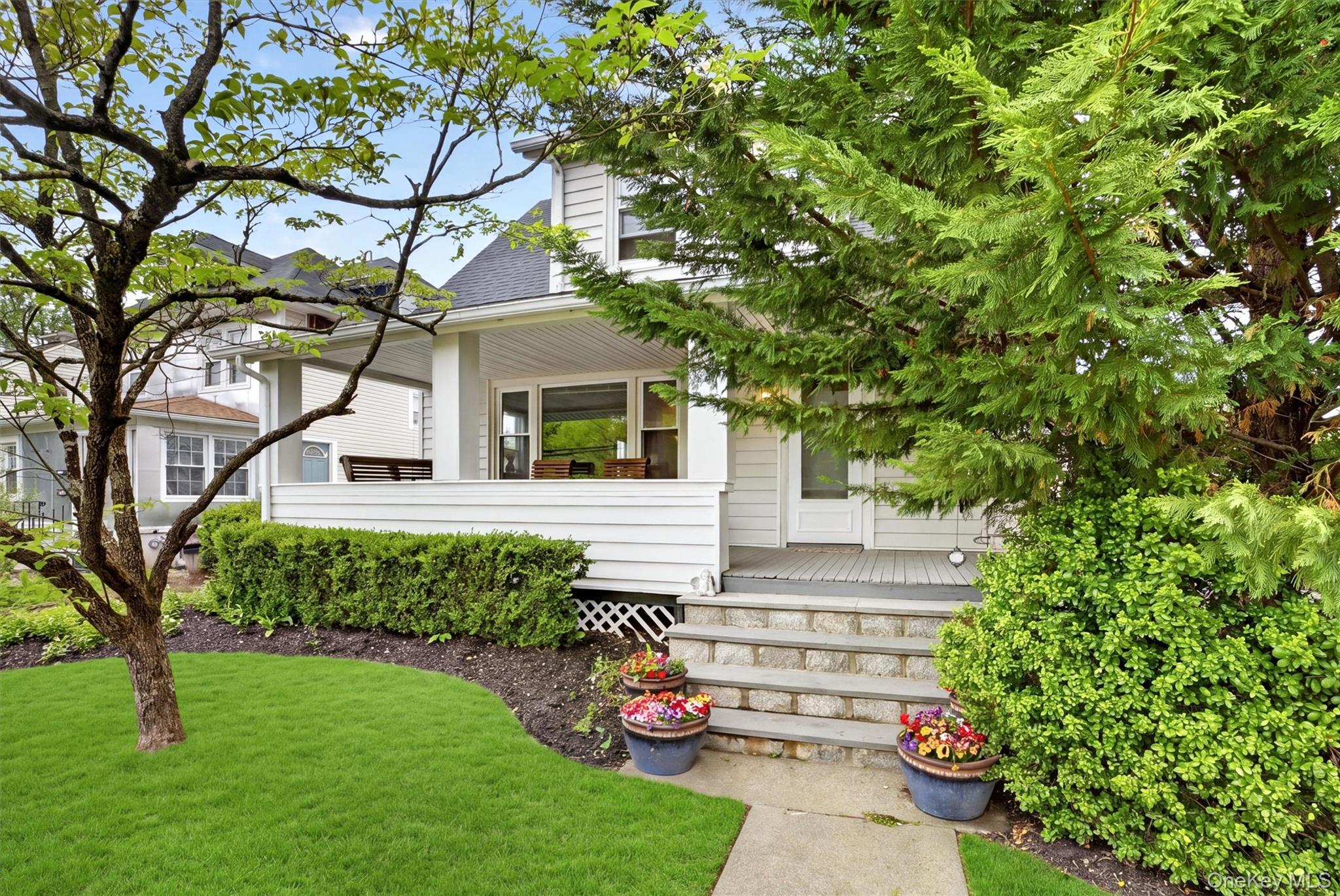 658 Ridge Street Peekskill, NY 10566 - Photo 3 of 44 Gallery Image 3