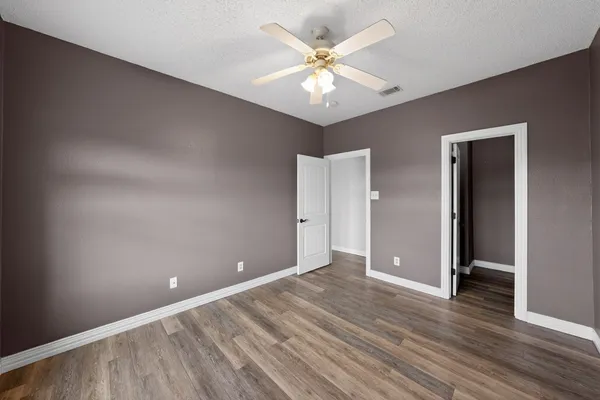 $950 | 12166 Metric Boulevard, Unit 2010, Austin, TX 78758
