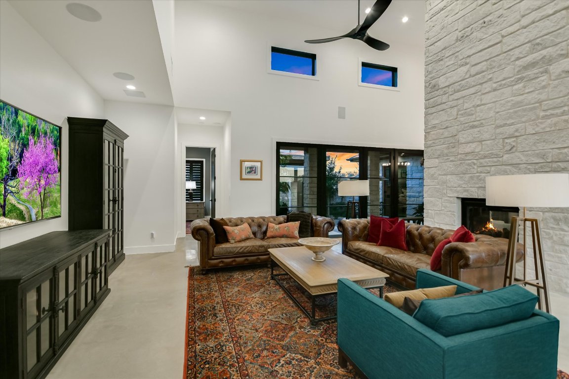 343 Pug Rippy Dripping Springs, TX 78620 - Photo 23 of 40 Living Room w/ 17' Ceilings