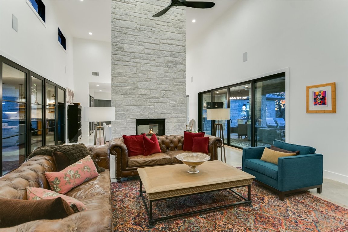 343 Pug Rippy Dripping Springs, TX 78620 - Photo 9 of 40