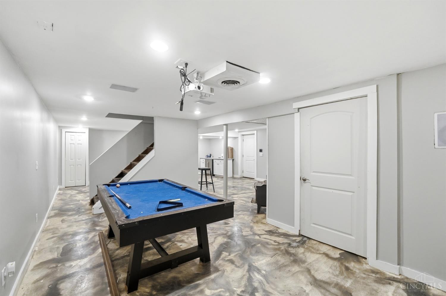 5792 Gaines Road Cincinnati, OH 45247 - Photo 48 of 73