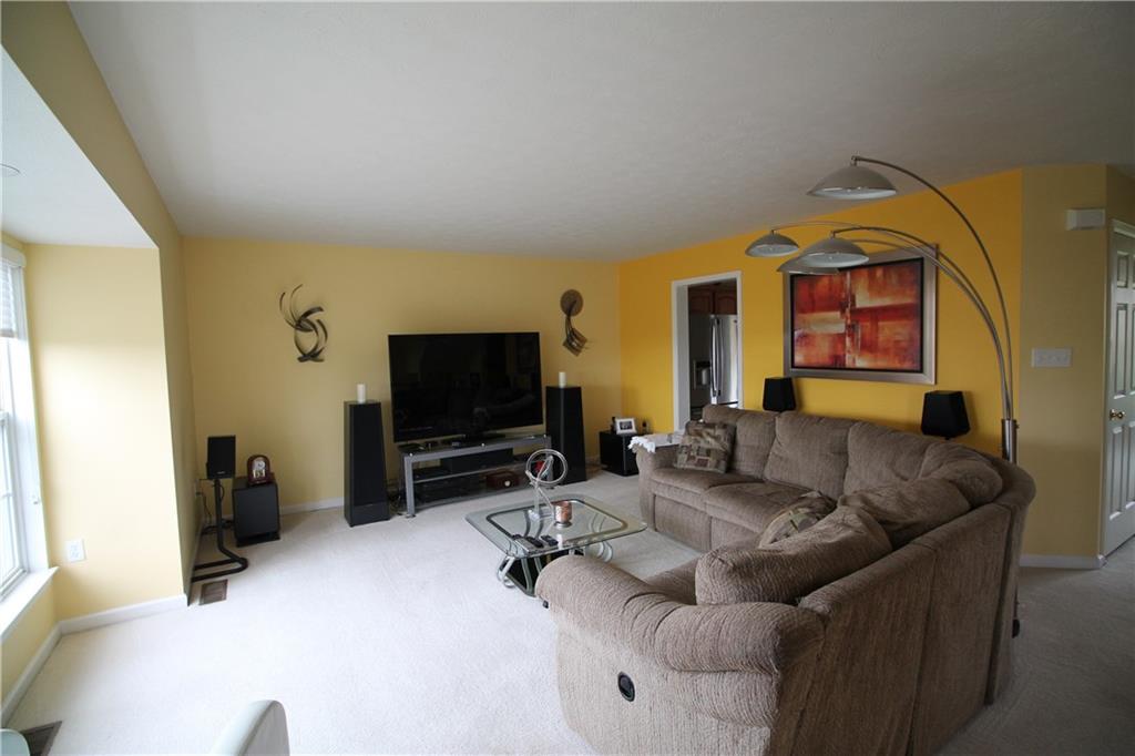 111 Park Place McKees Rocks, PA 15136 - Photo 6 of 23