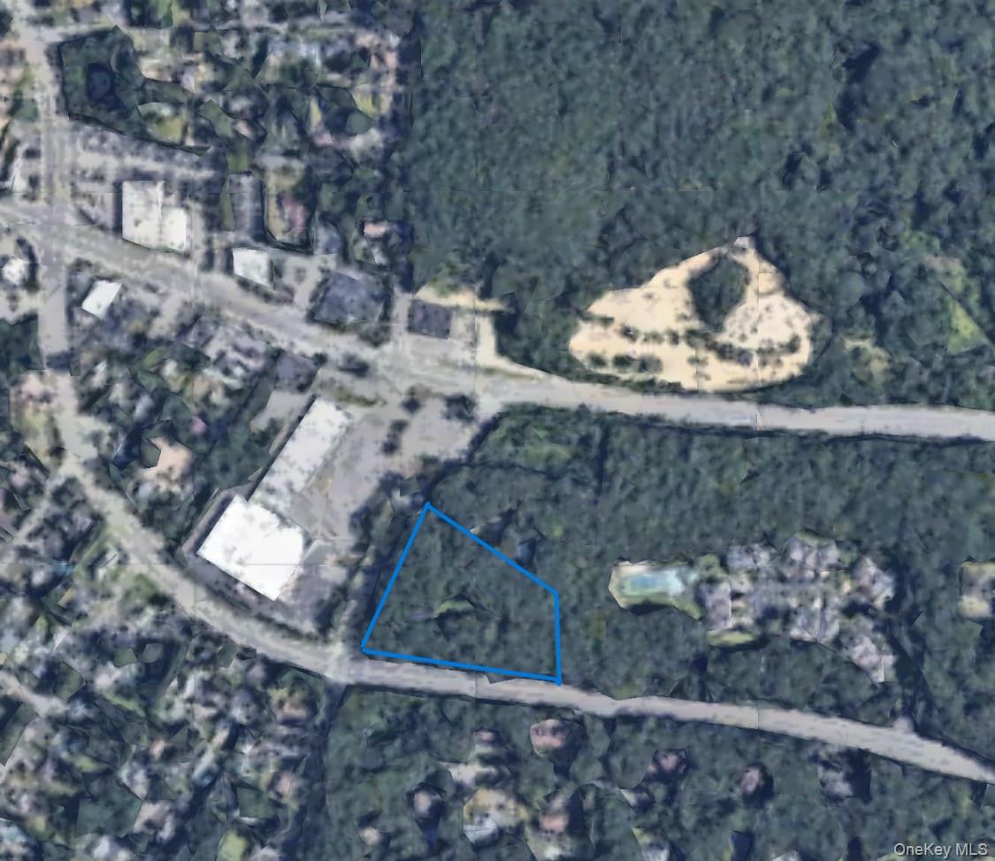 684 Old Country Road Huntington, NY 11743 - Photo 1 of 3