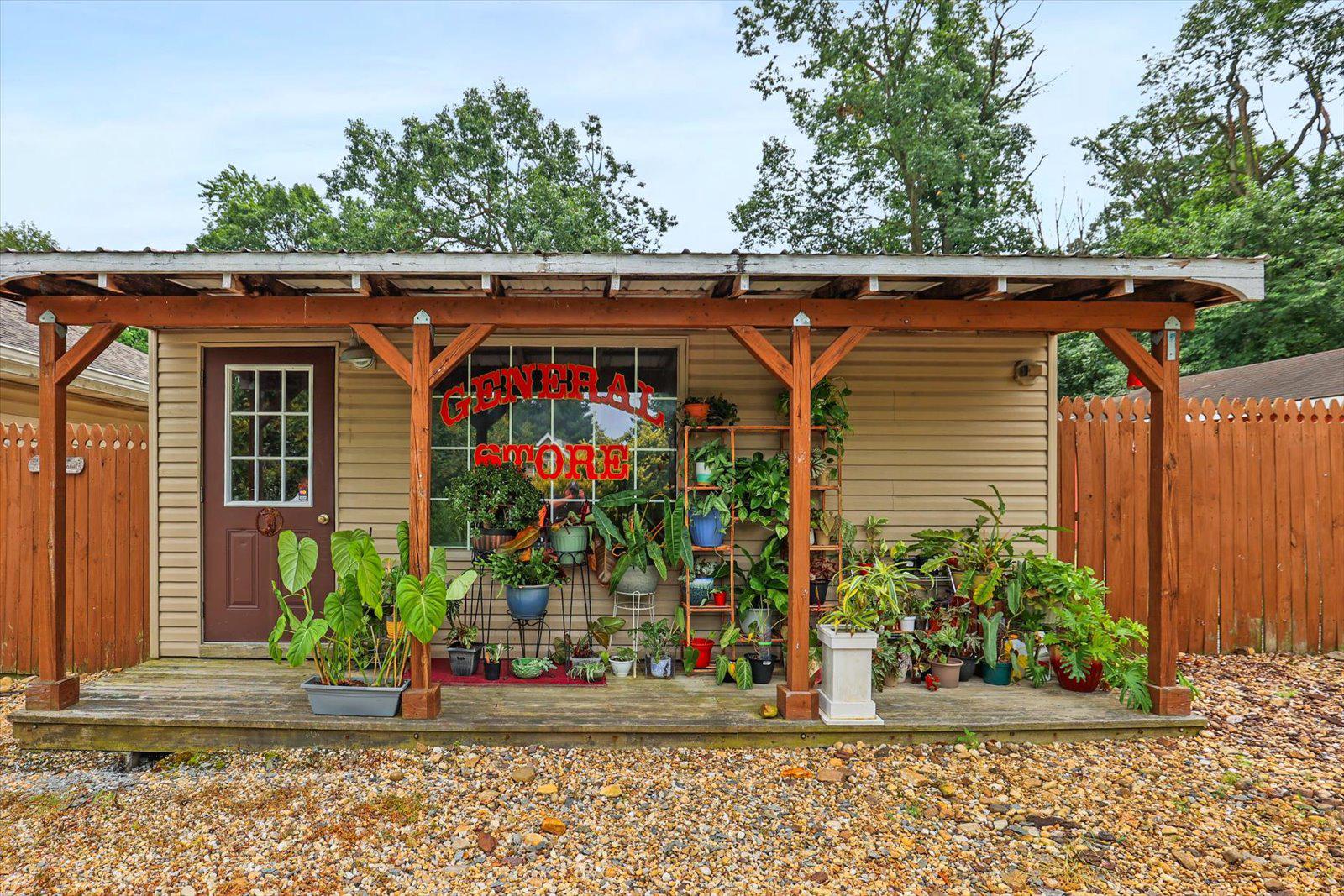 333 Newcomer Road Windsor, PA 17366 - Photo 68 of 112 General Store
