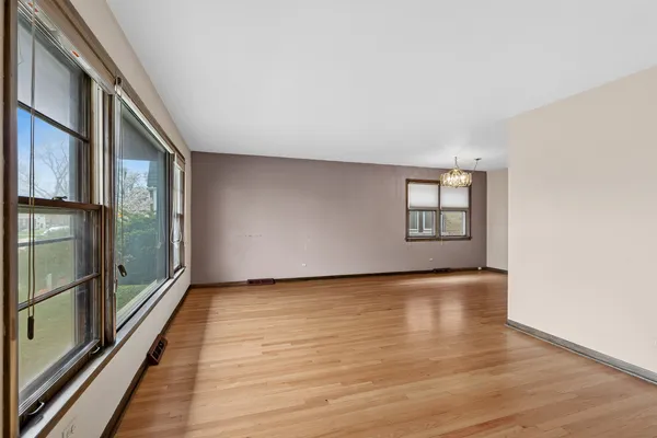 $399,900 | 5906 Capulina Avenue, Morton Grove, IL 60053