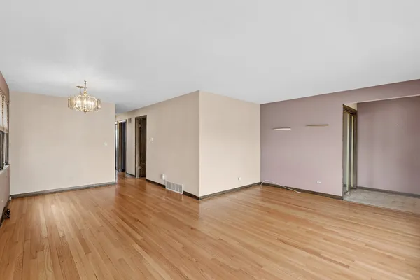 $399,900 | 5906 Capulina Avenue, Morton Grove, IL 60053