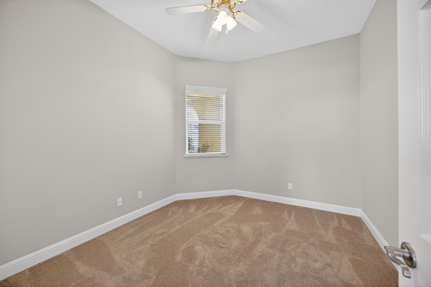 733 Killebrew Way Galt, CA 95632 - Photo 18 of 74