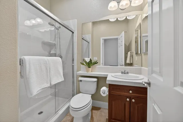 $749,000 | 733 Killebrew Way, Galt, CA 95632