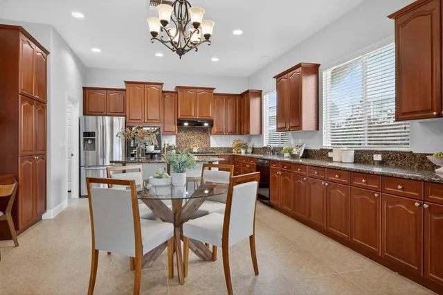 $749,000 | 733 Killebrew Way, Galt, CA 95632