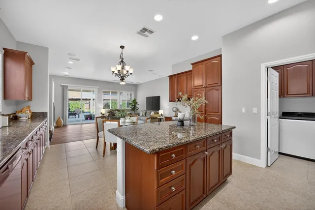 $749,000 | 733 Killebrew Way, Galt, CA 95632