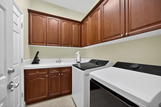 $749,000 | 733 Killebrew Way, Galt, CA 95632