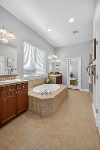 $749,000 | 733 Killebrew Way, Galt, CA 95632