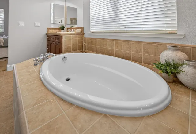 $749,000 | 733 Killebrew Way, Galt, CA 95632