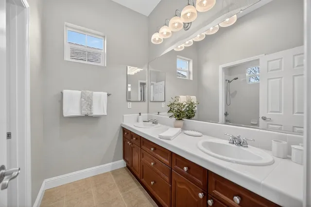 $749,000 | 733 Killebrew Way, Galt, CA 95632