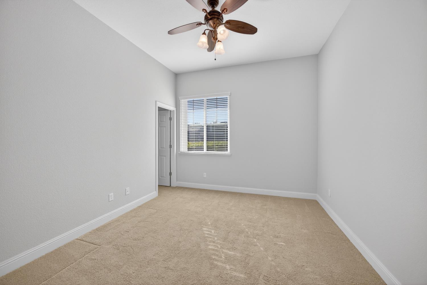 733 Killebrew Way Galt, CA 95632 - Photo 57 of 74