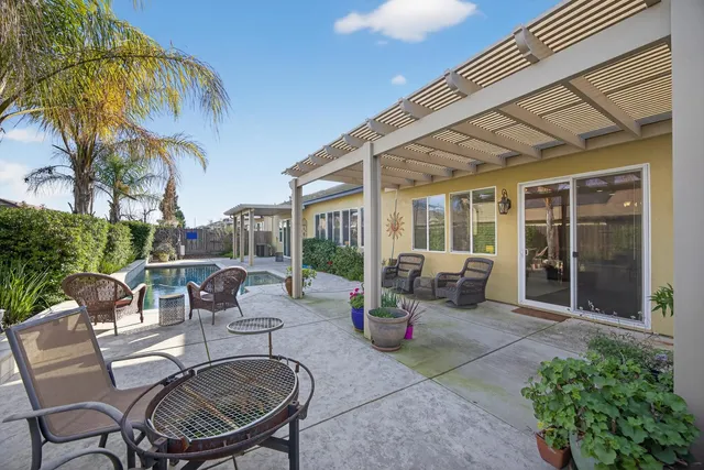 $749,000 | 733 Killebrew Way, Galt, CA 95632