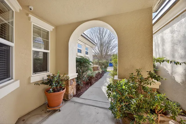 $749,000 | 733 Killebrew Way, Galt, CA 95632