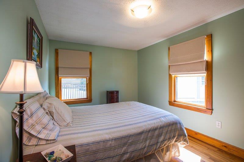 138 Colonial Road Portland, ME 04102 - Photo 14 of 35 Photo