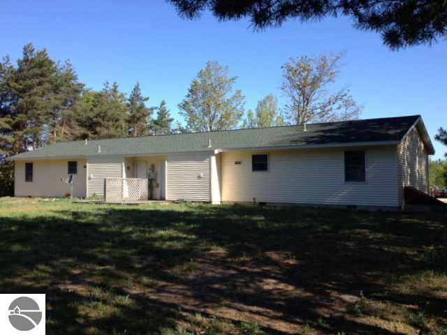 7061-7063 Sullivan Road Grawn, MI 49637 - Photo 7 of 7 1736851-6.JPG