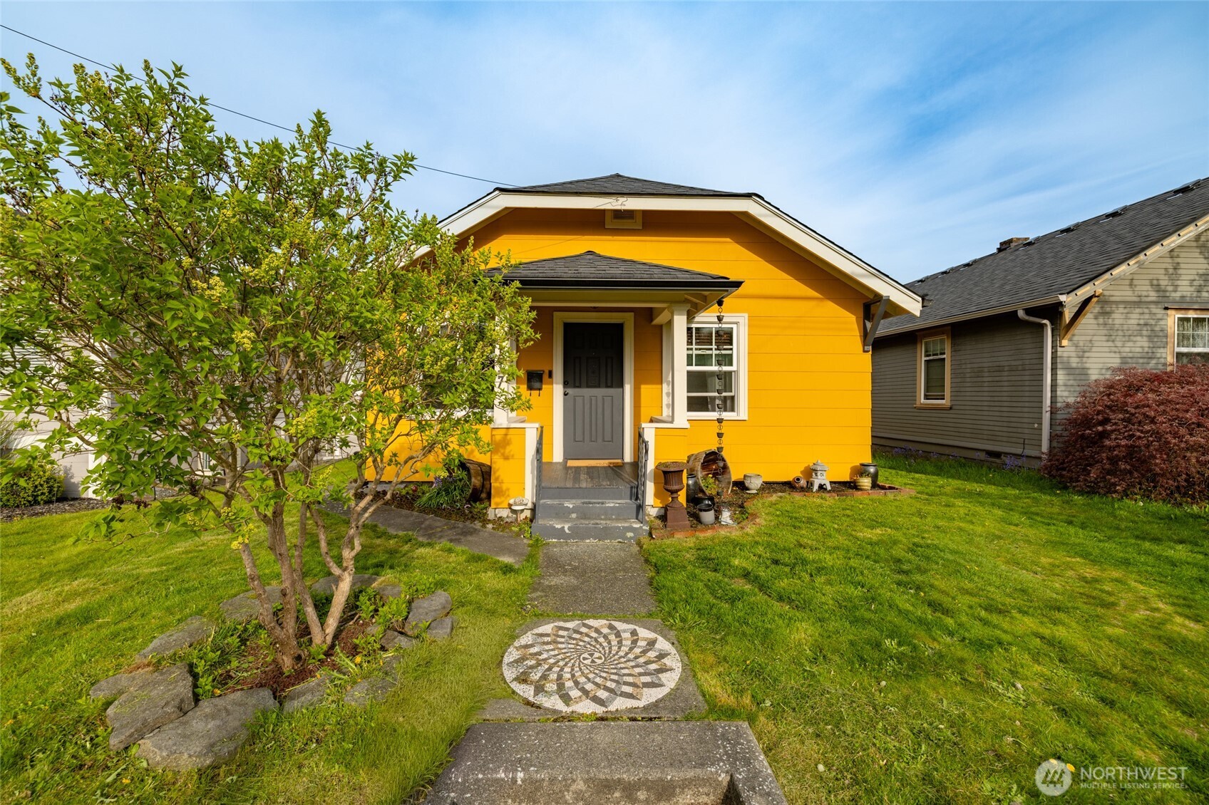 2317 Fulton Street Everett, WA 98201 - Photo 3 of 33