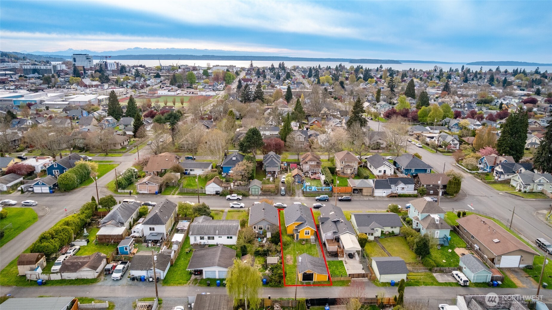 2317 Fulton Street Everett, WA 98201 - Photo 6 of 33