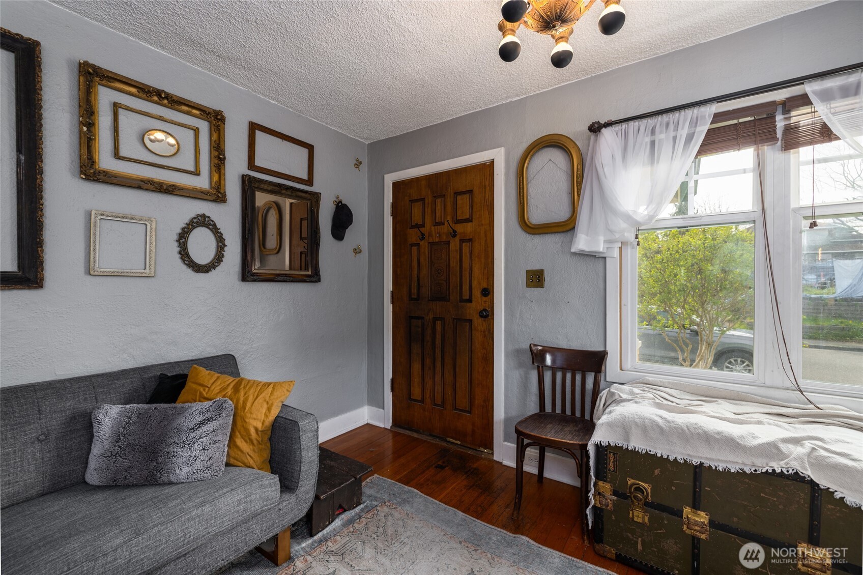 2317 Fulton Street Everett, WA 98201 - Photo 9 of 33