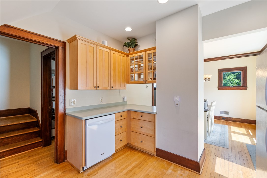 506 Madison Street East Rochester, NY 14445 - Photo 12 of 32