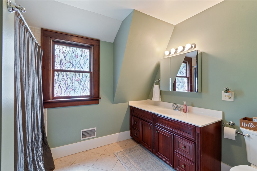 506 Madison Street East Rochester, NY 14445 - Photo 18 of 32