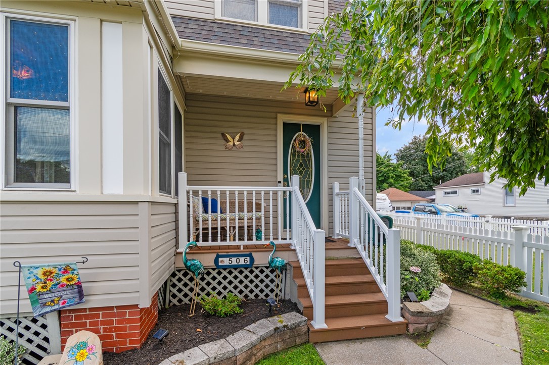 506 Madison Street East Rochester, NY 14445 - Photo 4 of 32