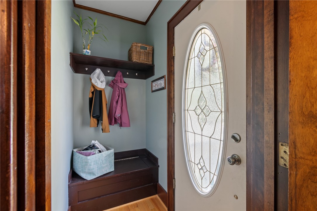 506 Madison Street East Rochester, NY 14445 - Photo 5 of 32