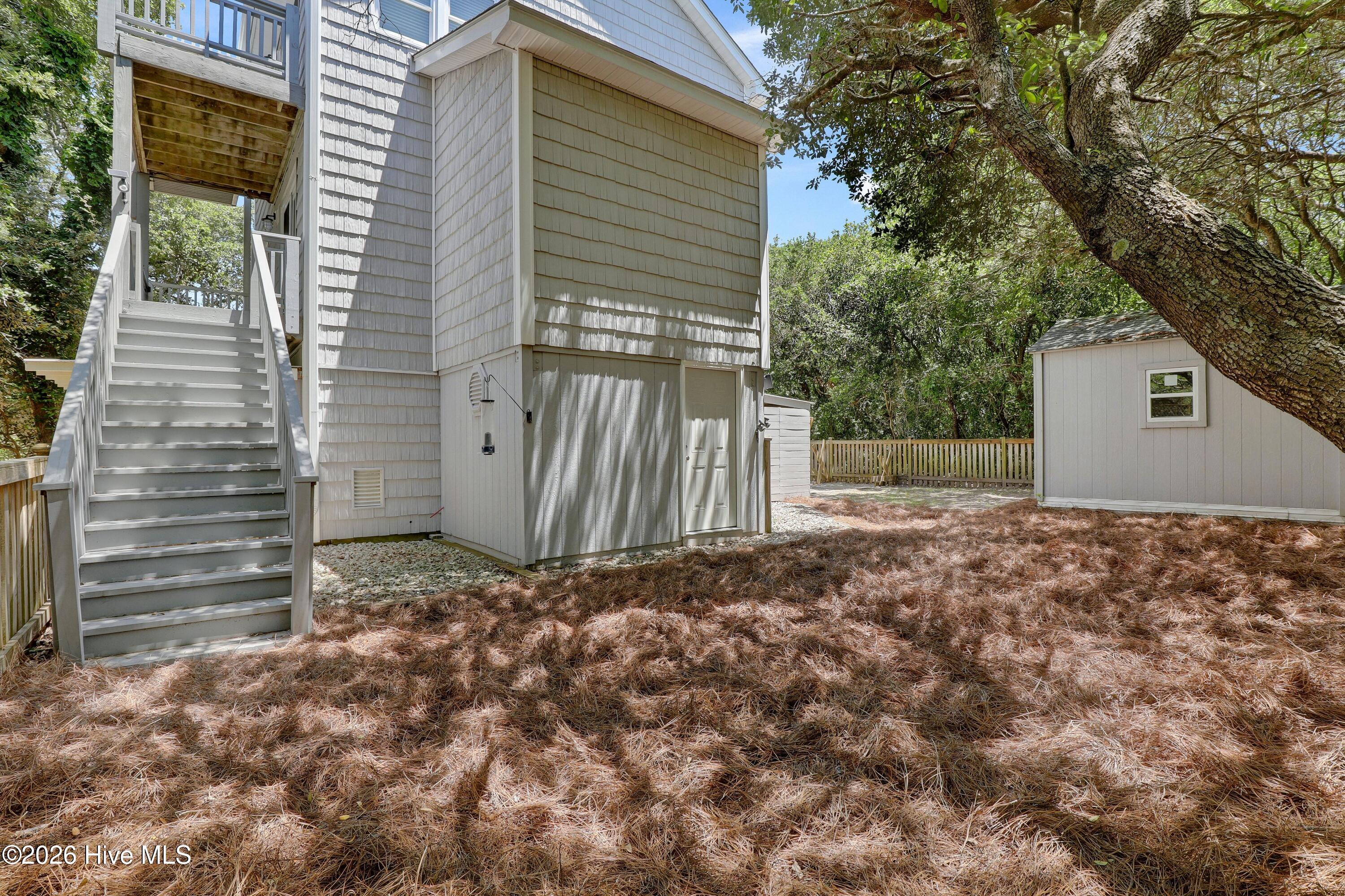 1111 Canady Avenue Topsail Beach, NC 28445 - Photo 25 of 33 024_6g8a9406_915