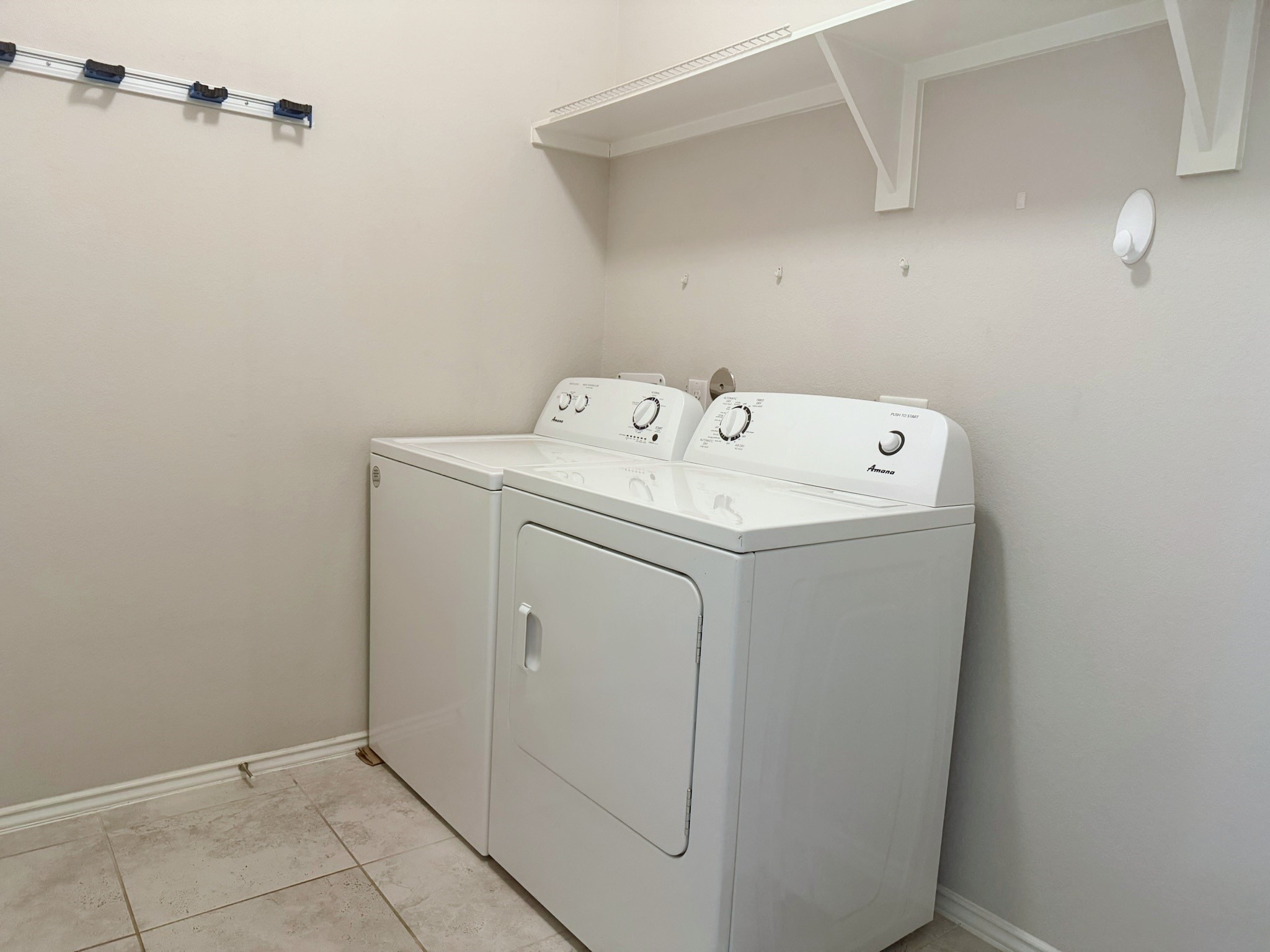 126 Courageous Side Way Magnolia, TX 77354 - Photo 20 of 28 washer & dryer can be stay