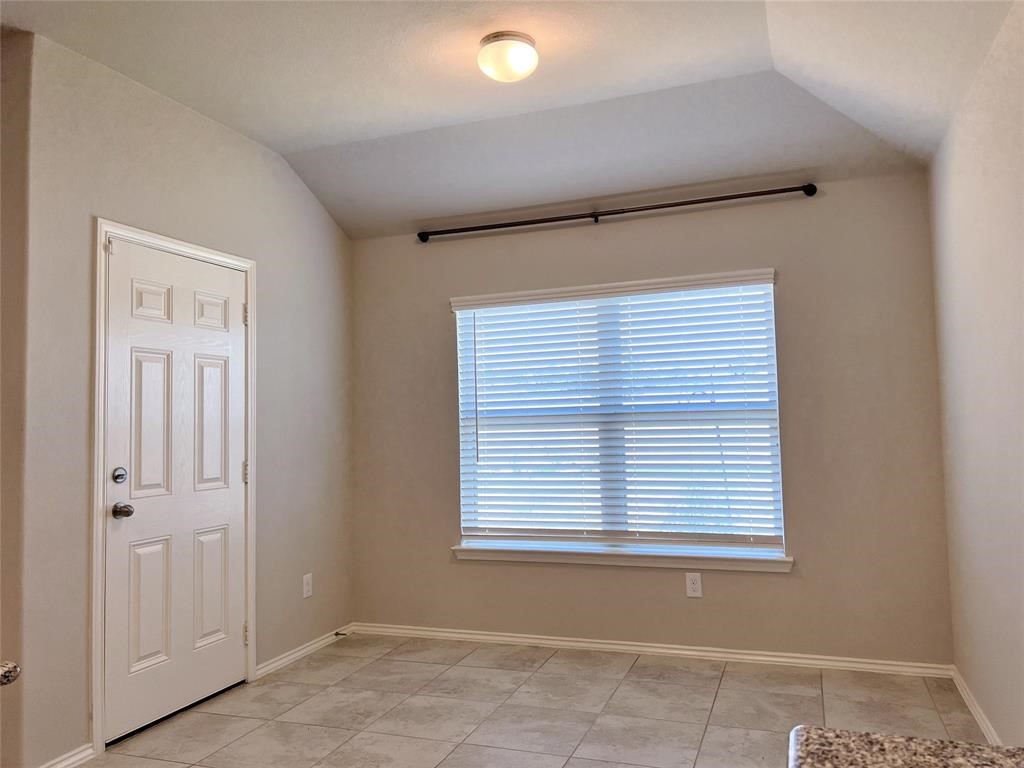 126 Courageous Side Way Magnolia, TX 77354 - Photo 7 of 28 dining