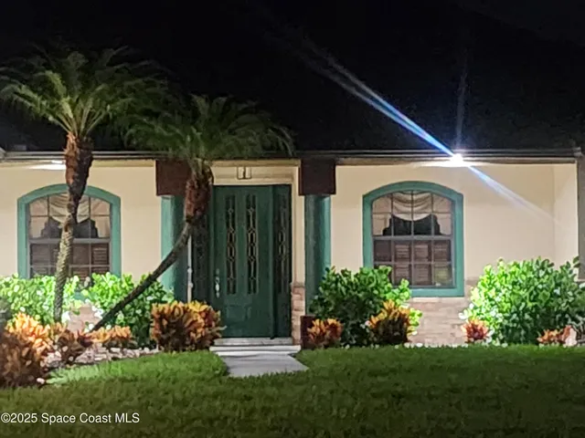 $870,000 | 5627 Cypress Creek Drive, Grant, FL 32949