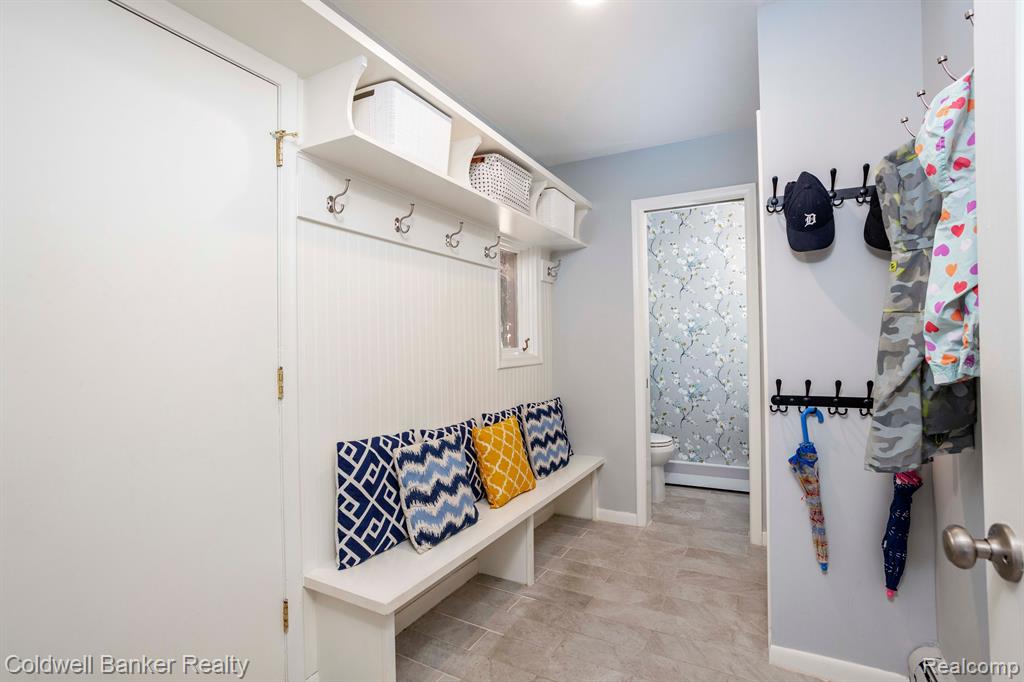47 Stonehurst Road Grosse Pointe Shores, MI 48236 - Photo 22 of 53