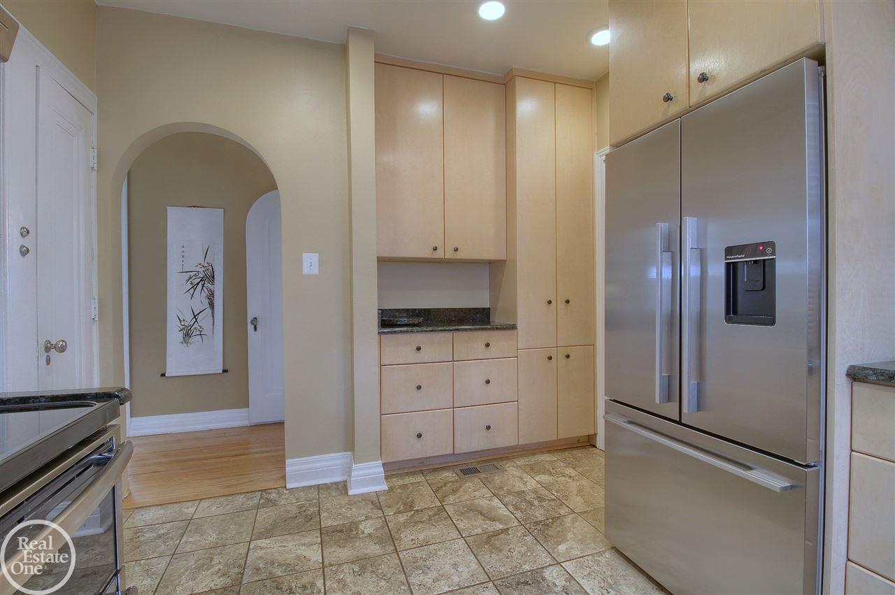 832 Trombley Road Grosse Pointe Park, MI 48230 - Photo 27 of 52