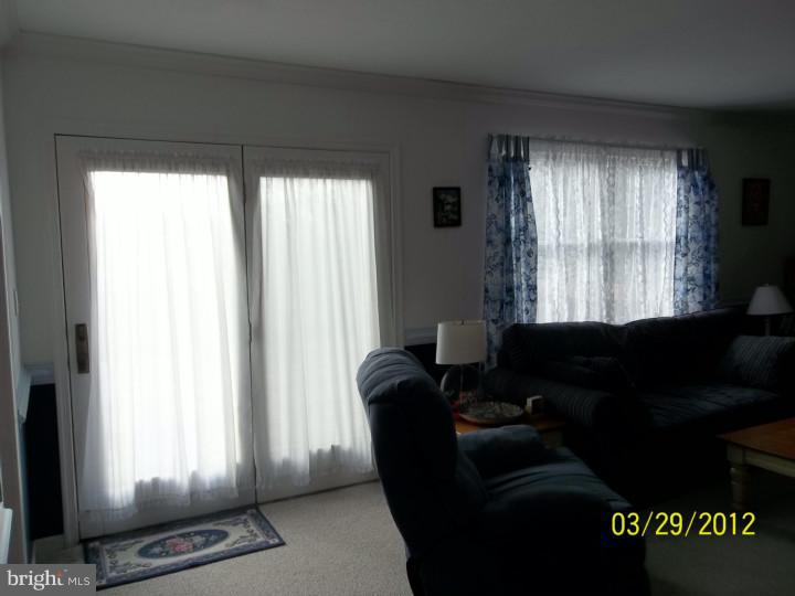 10 Krauser Road Downingtown, PA 19335 - Photo 15 of 25 Family Room