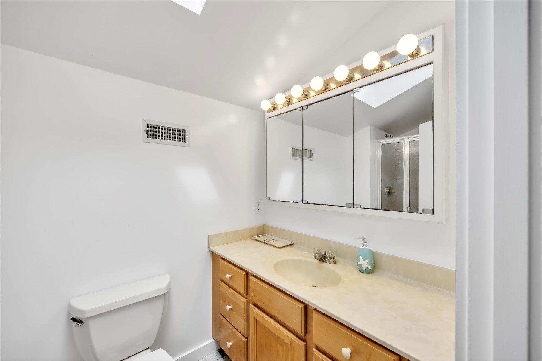 44 Nobska Road Woods Hole, MA 02543 - Photo 15 of 47 42-889A7387