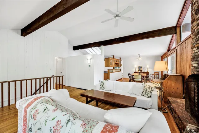 $5,000 | 44 Nobska Road, Woods Hole, MA 02543