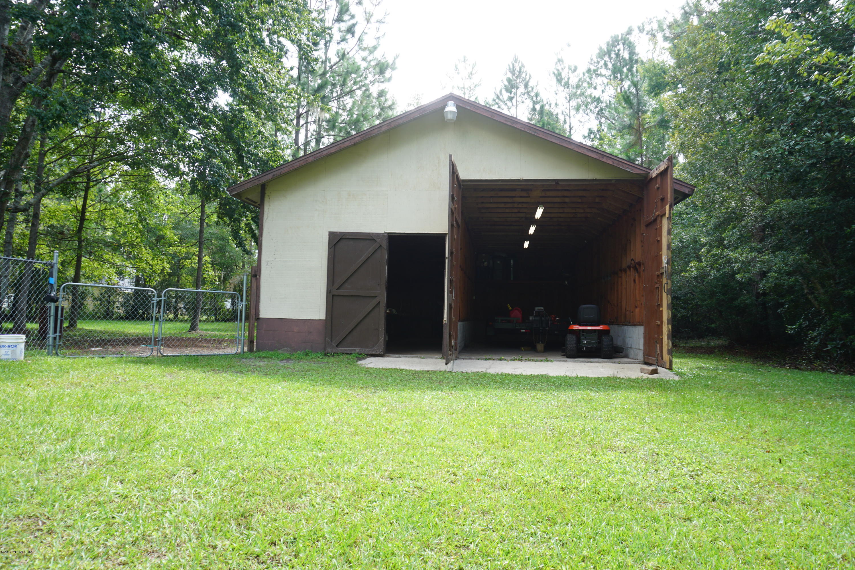 567 Wesley Road Green Cove Springs, FL 32043 - Photo 21 of 23 DSC08440