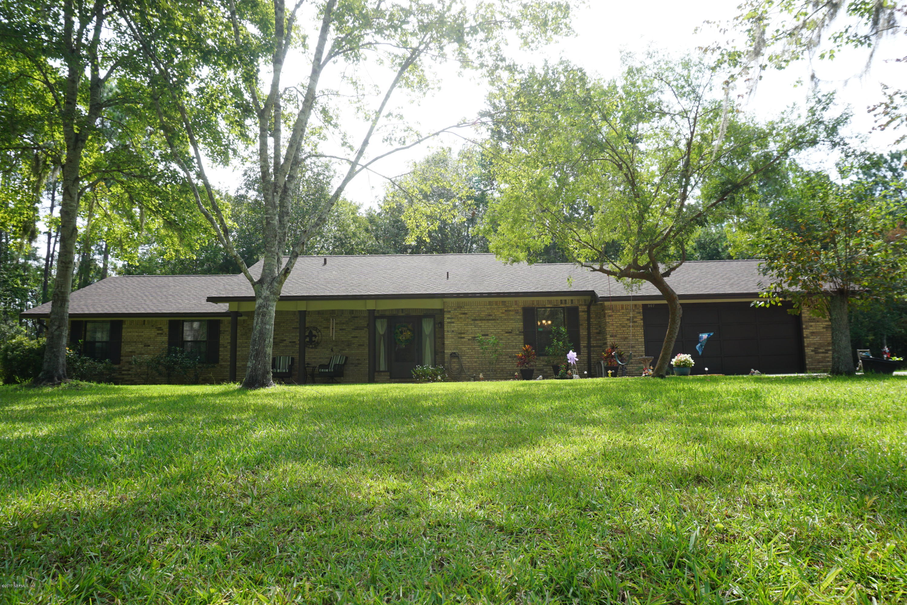567 Wesley Road Green Cove Springs, FL 32043 - Photo 4 of 23 DSC08430