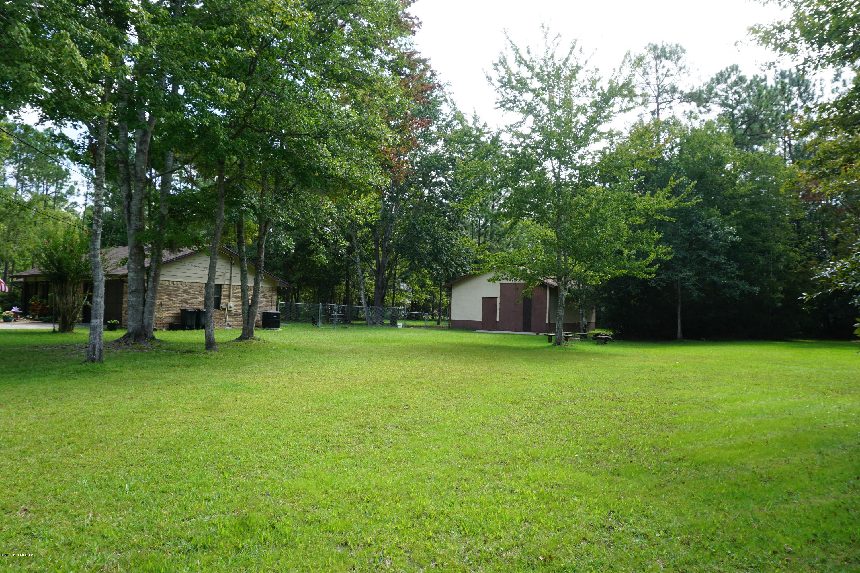 567 Wesley Road Green Cove Springs, FL 32043 - Photo 6 of 23 DSC08434