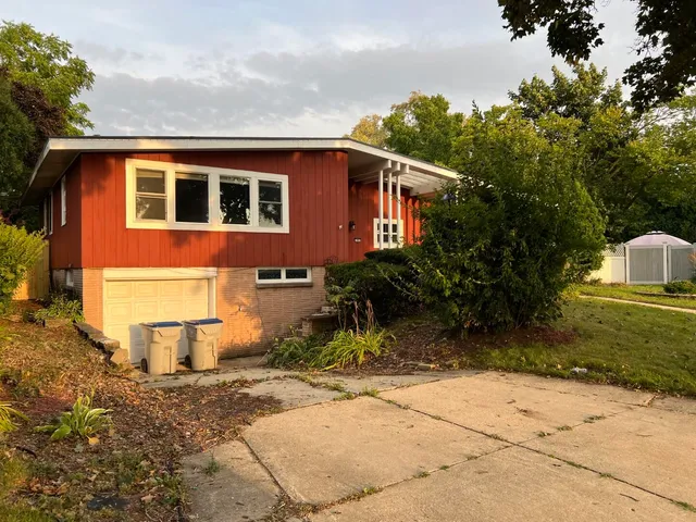 $254,150 | 10063 West Grantosa Drive, Milwaukee, WI 53222