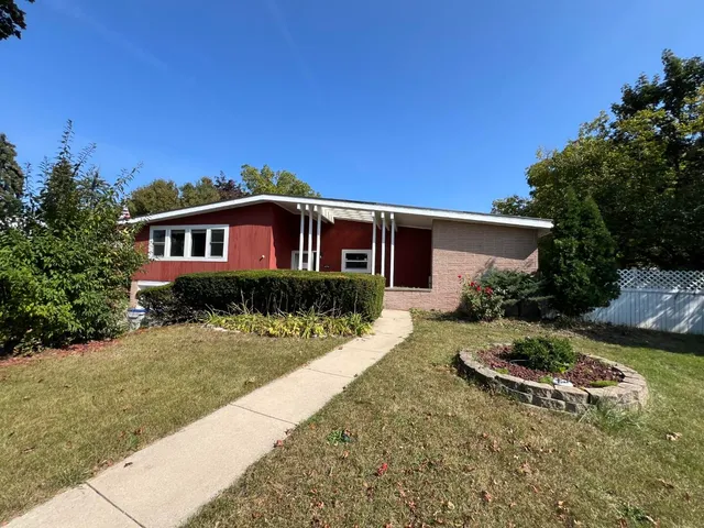 $254,150 | 10063 West Grantosa Drive, Milwaukee, WI 53222