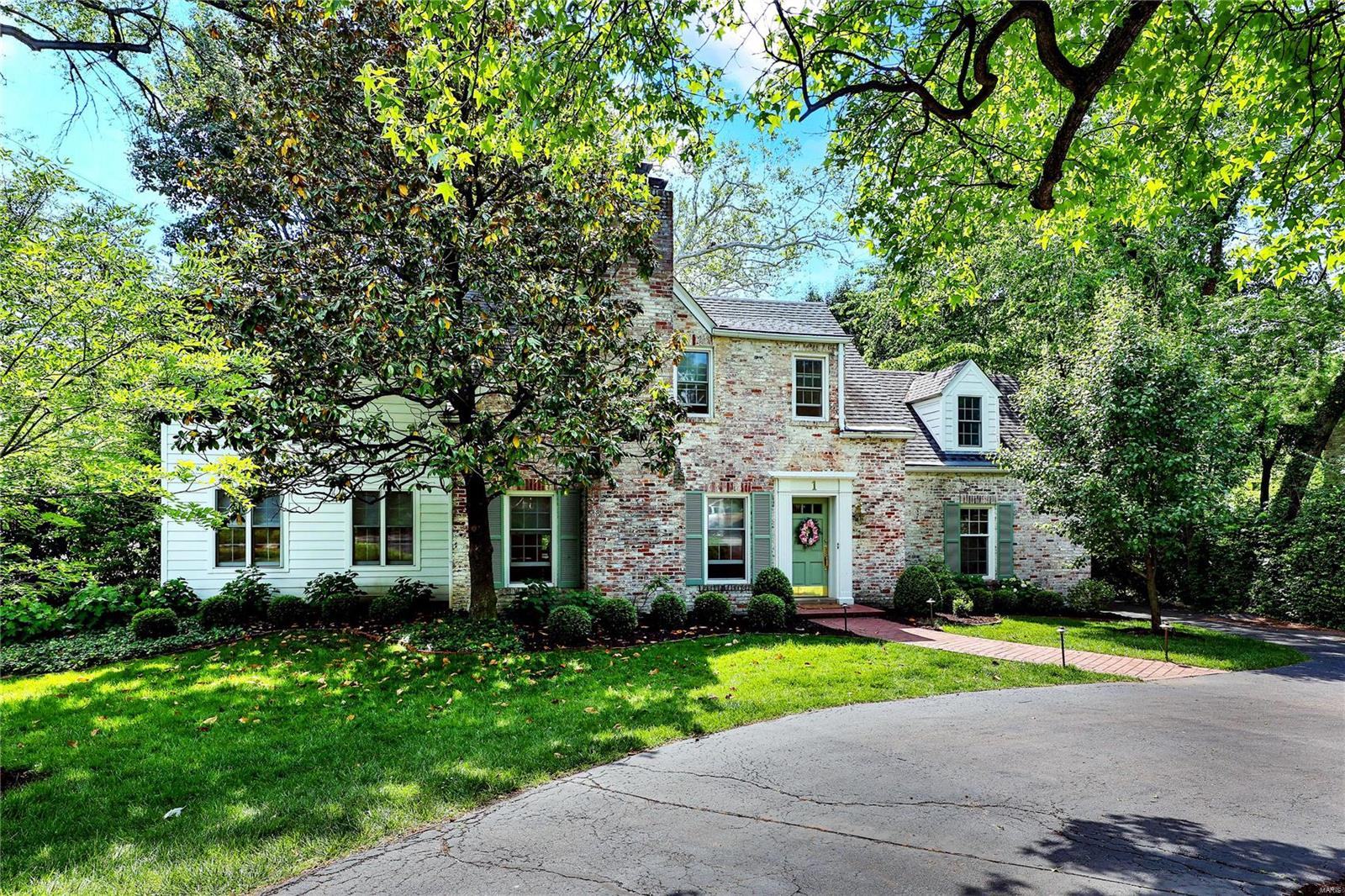 1 Willow Hill Road St. Louis, MO 63124 - Photo 1 of 32